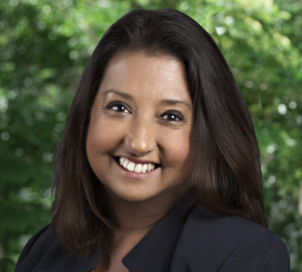 Naz Farrow – OUTDOOR Square